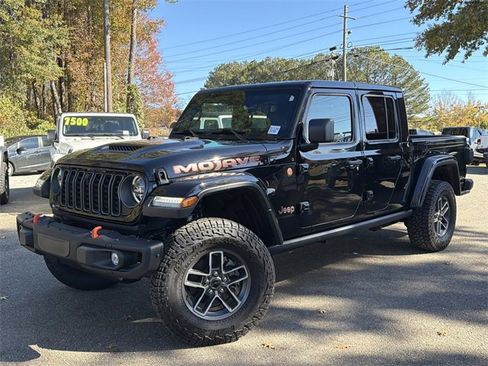 Used 2024 Jeep Gladiator Mojave image 1