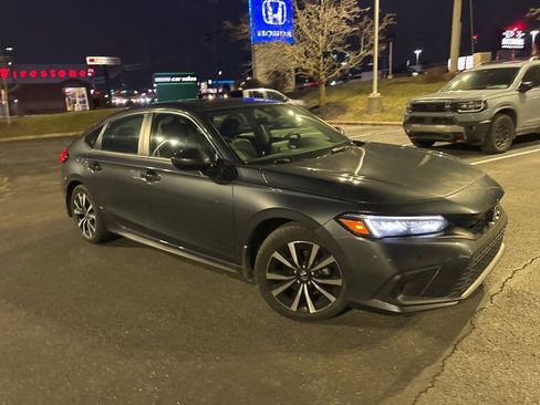 Certified 2023 Honda Civic EX-L image 5