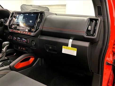 New 2025 Nissan Frontier PRO-4X image 32