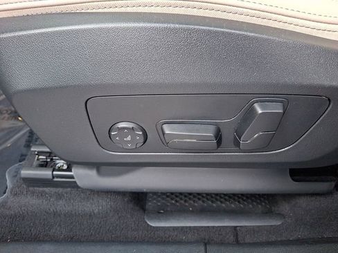 Certified 2025 BMW X1 xDrive28i w/ Premium Package image 15