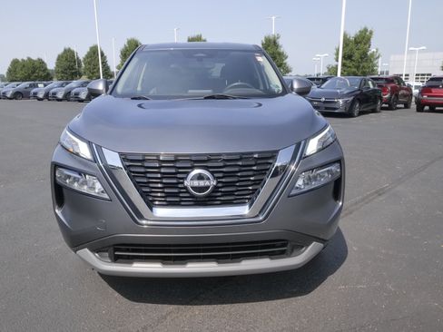 Certified 2023 Nissan Rogue SV AWD/4WD image 3