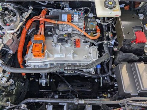 New 2026 Chevrolet Equinox EV LT image 17