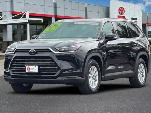 Used 2026 Toyota Grand Highlander XLE image 8