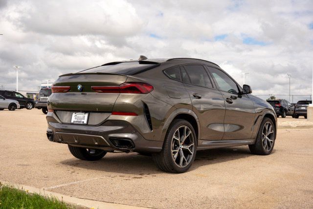 Used 2022 BMW X6 xDrive40i AWD/4WD image 7