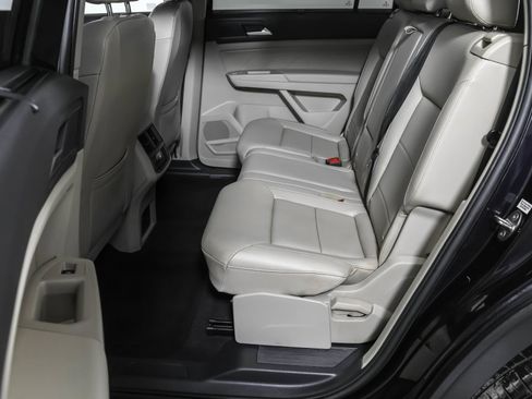 Used 2022 Volkswagen Atlas SE w/ Black Wheel Package image 35