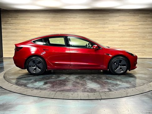 Used 2022 Tesla Model 3 Standard Range RWD image 21
