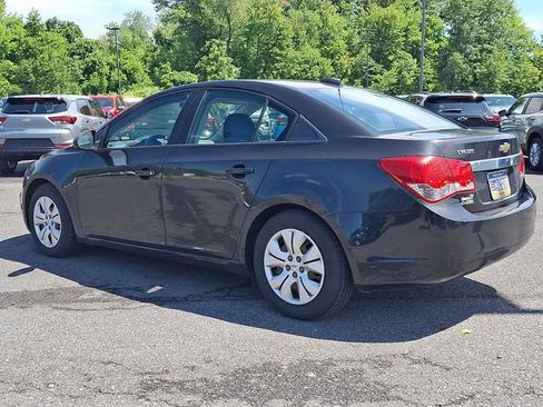 Used 2016 Chevrolet Cruze LS FWD image 4