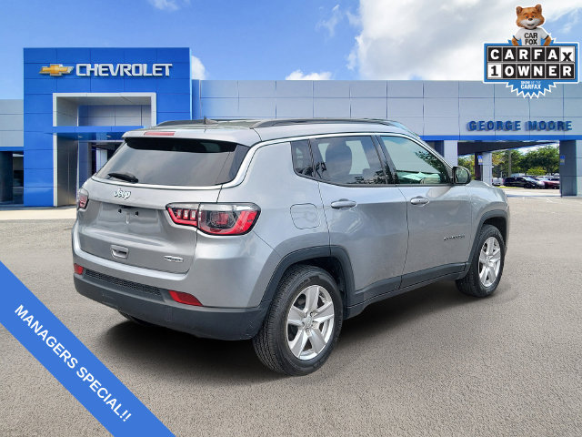 Used 2022 Jeep Compass Latitude FWD image 4