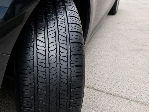 Used 2015 Buick Verano FWD image 21