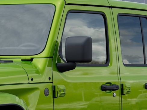 New 2026 Jeep Wrangler Unlimited Sahara AWD/4WD image 13