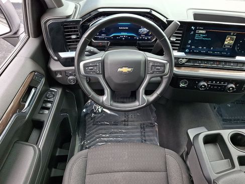 Used 2024 Chevrolet Silverado 1500 LT w/ Work Truck Package AWD/4WD image 10