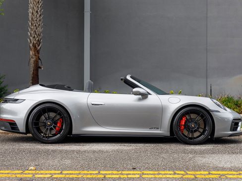 Used 2022 Porsche 911 Carrera GTS RWD image 11