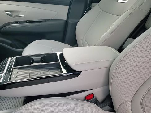 Certified 2025 Hyundai Tucson Limited image 20