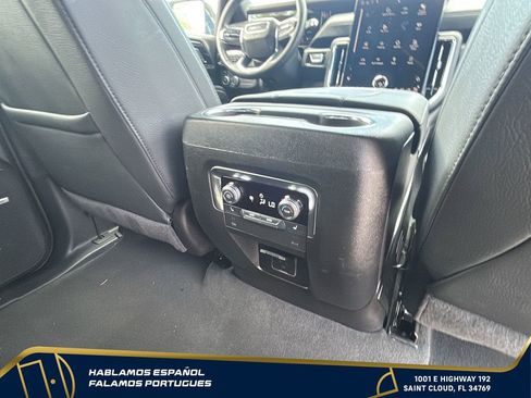Certified 2025 GMC Yukon XL Denali AWD/4WD image 33