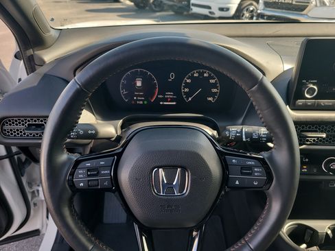 Used 2024 Honda HR-V Sport image 25