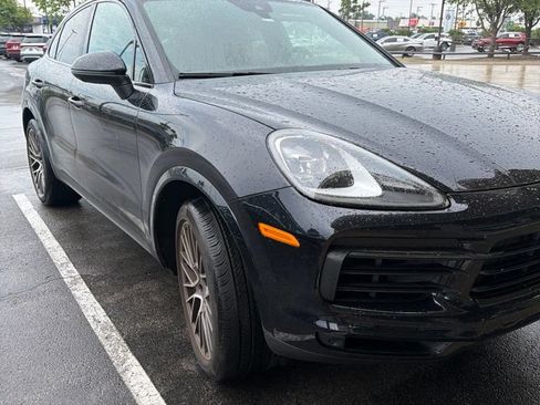 Used 2022 Porsche Cayenne Coupe AWD/4WD image 6