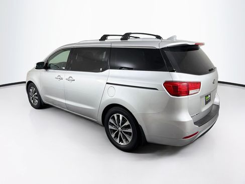 Used 2017 Kia Sedona SX FWD image 5