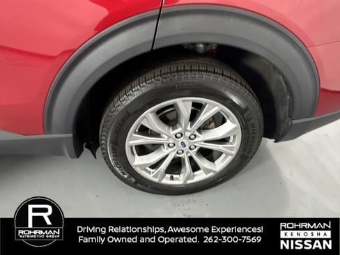 Used 2023 Ford Explorer XLT w/ Equipment Group 202A AWD/4WD image 6
