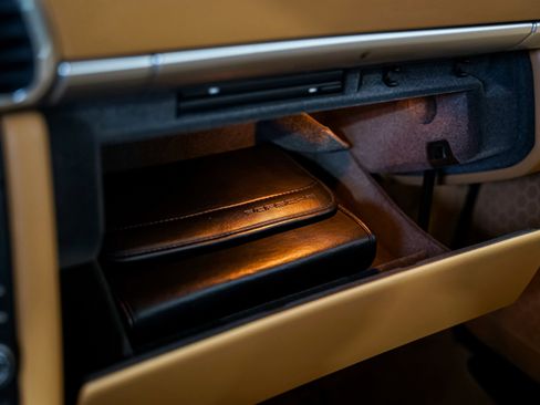 Used 2009 Porsche 911 Carrera S image 15