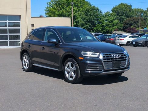 Used 2020 Audi Q5 2.0T Premium Plus w/ Premium Plus Package AWD/4WD image 8