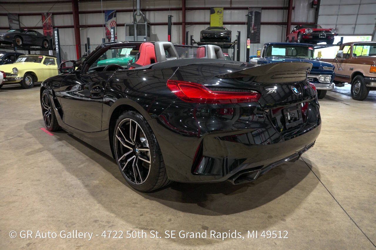 Used 2024 BMW Z4 M40i w/ Premium Package RWD image 6