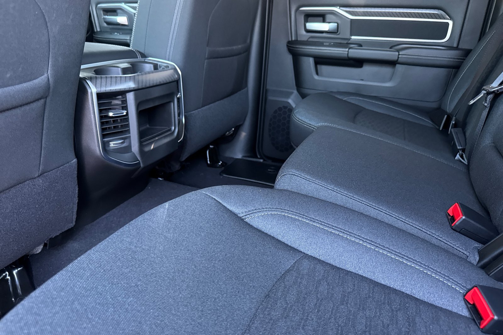 New 2026 RAM 2500 Big Horn AWD/4WD image 11
