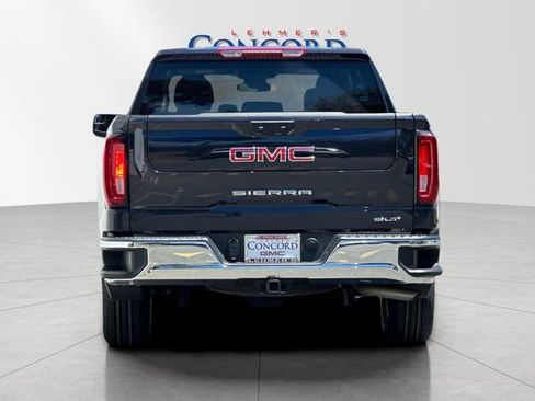 Used 2025 GMC Sierra 1500 SLT AWD/4WD image 5