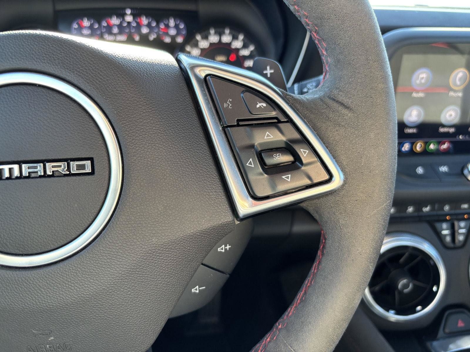 Used 2021 Chevrolet Camaro ZL1 RWD image 17