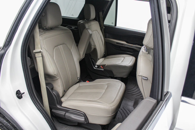 Used 2020 Ford Expedition Limited w/ Special Edition Package AWD/4WD image 22