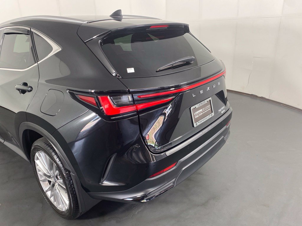 Certified 2025 Lexus NX 350 AWD w/ Accessory Package (2T) image 10
