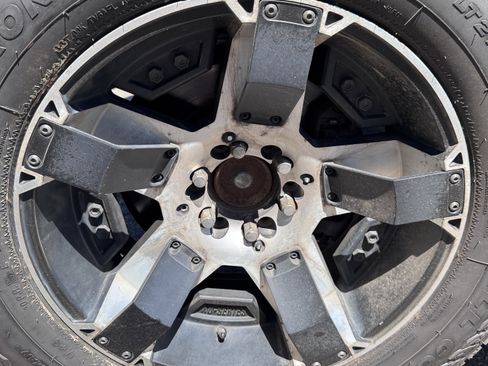 Used 2014 Ford F150 FX4 w/ Equipment Group 402A Luxury AWD/4WD image 56