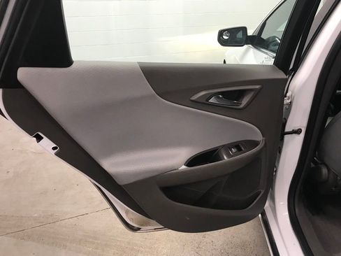 Used 2018 Chevrolet Malibu LS image 23