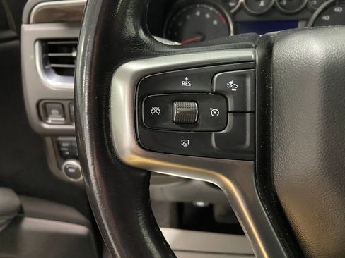 Used 2022 Chevrolet Suburban LS image 16