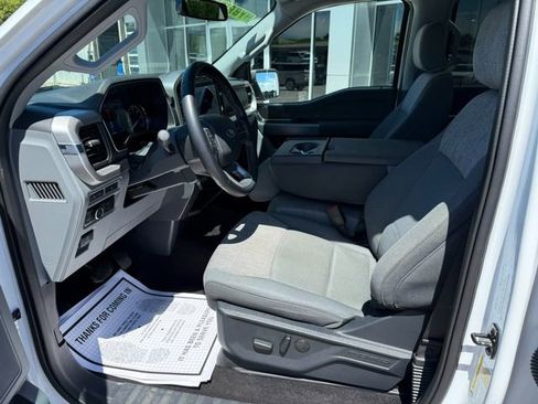 Used 2022 Ford F150 XLT w/ Equipment Group 302A High image 13