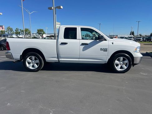 Used 2024 RAM 1500 Classic SLT AWD/4WD image 13