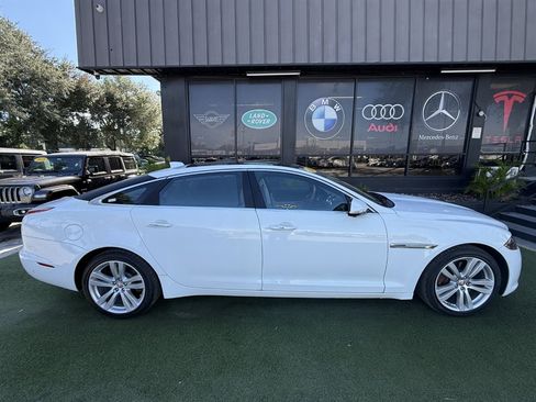 Used 2016 Jaguar XJ L Portfolio AWD/4WD image 8