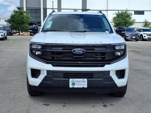 New 2026 Ford Expedition Max Active RWD image 2