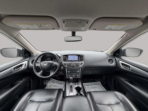 Used 2020 Nissan Pathfinder SL FWD image 16