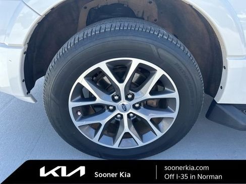 Used 2017 Ford Expedition XLT w/ Equipment Group 202A image 2