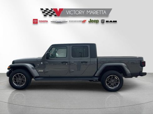 Used 2021 Jeep Gladiator Overland AWD/4WD image 2