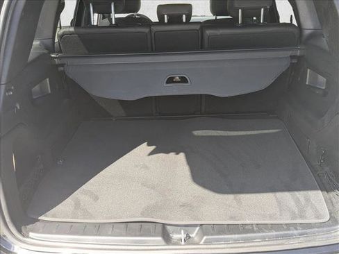 Used 2025 Mercedes-Benz GLB 250 image 6