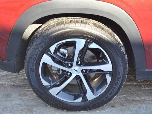 Used 2024 Chevrolet Trax RS image 13