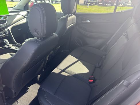 Used 2023 Buick Encore GX Select image 6