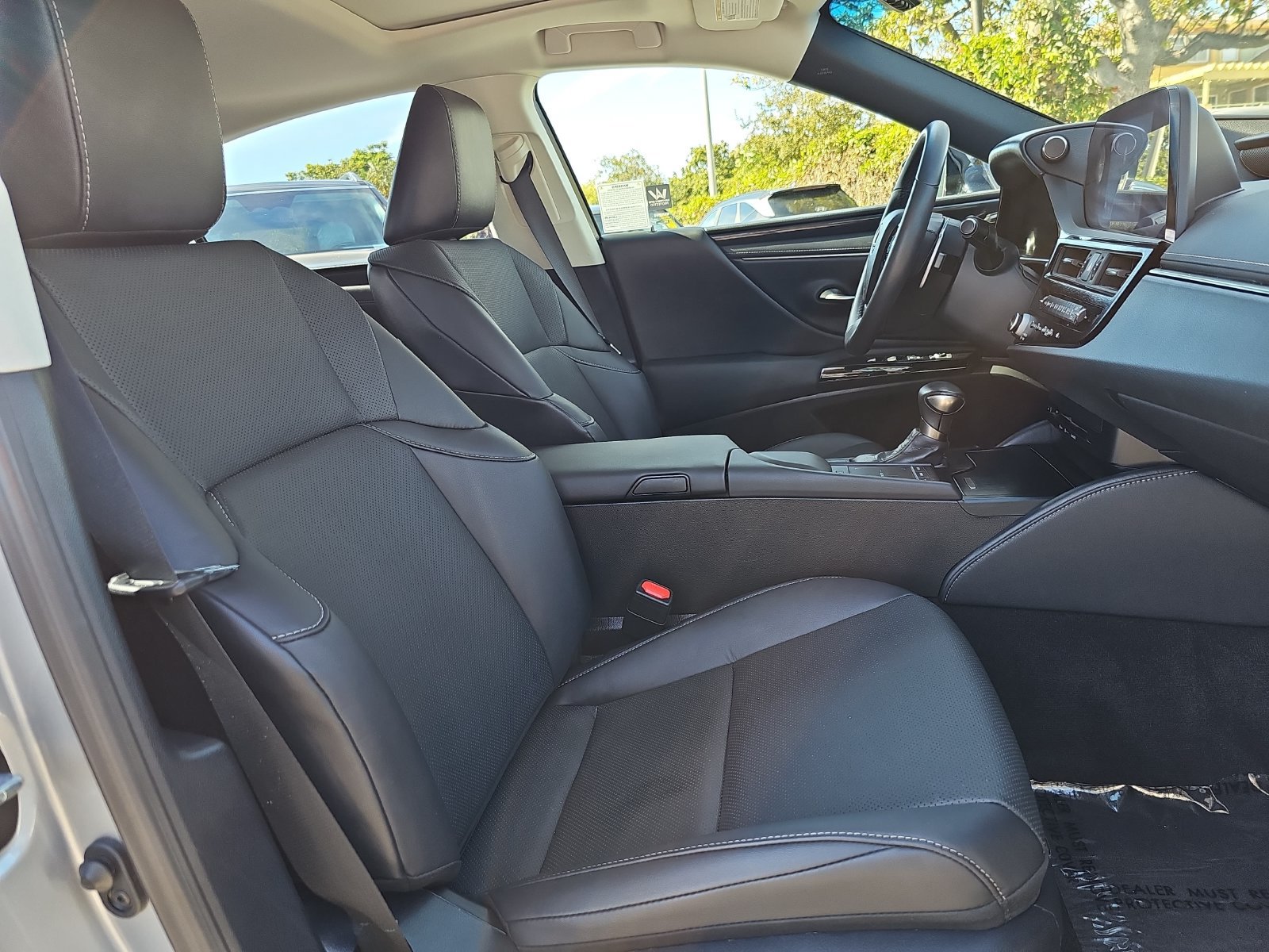 Used 2022 Lexus ES 350 w/ Accessory Package FWD image 10