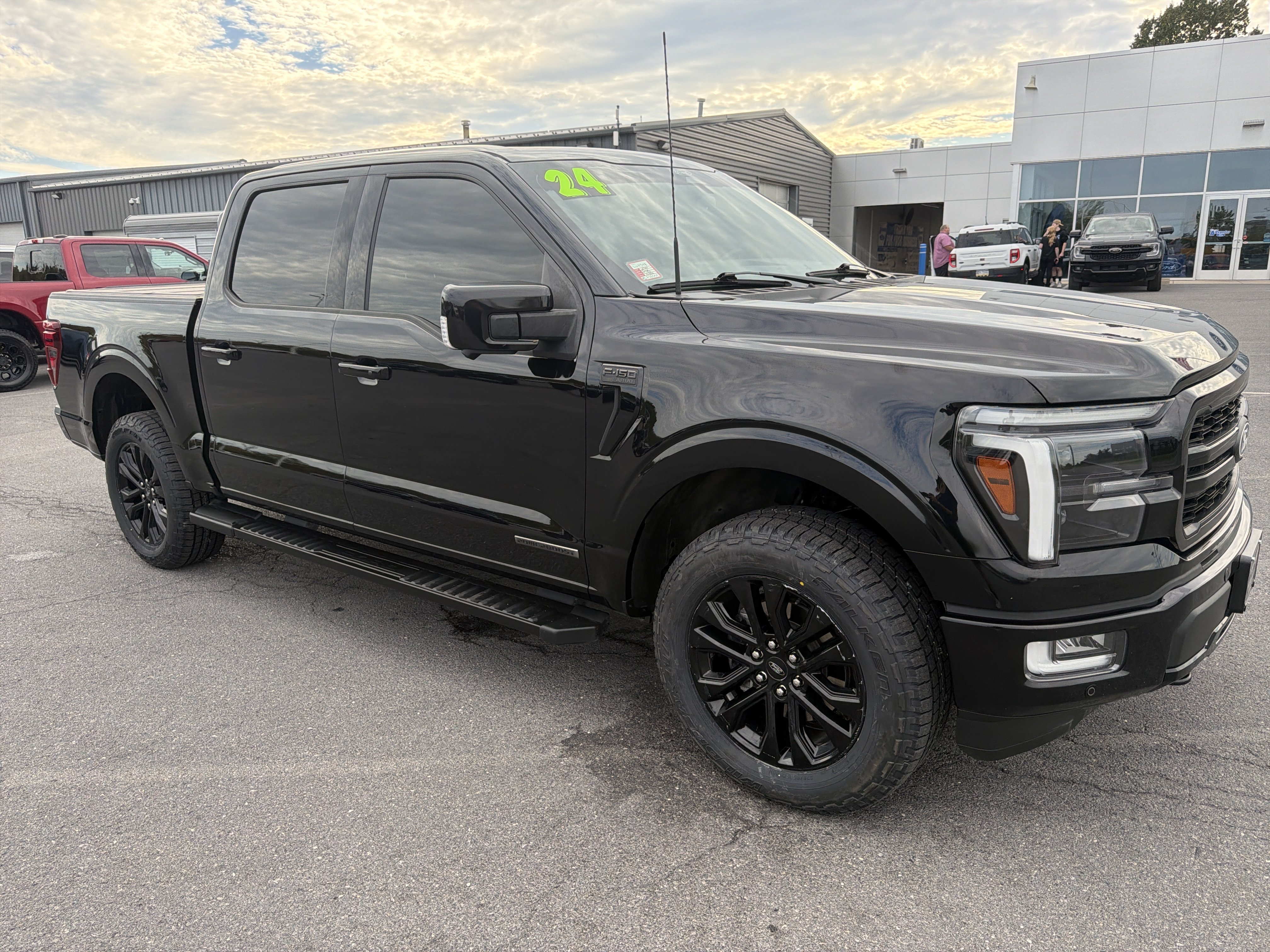 Used 2024 Ford F150 Lariat w/ Equipment Group 502A High AWD/4WD image 1