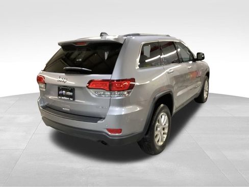 Used 2021 Jeep Grand Cherokee Laredo AWD/4WD image 6
