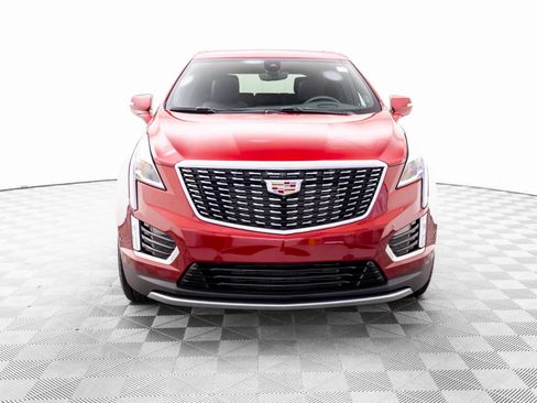 Certified 2025 Cadillac XT5 Premium Luxury w/ Technology Package AWD/4WD image 10