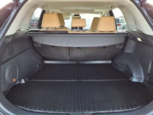 Used 2025 Toyota RAV4 Limited FWD image 10