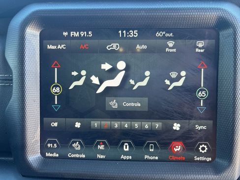 Used 2021 Jeep Wrangler Unlimited Sahara w/ Cold Weather Group AWD/4WD image 37