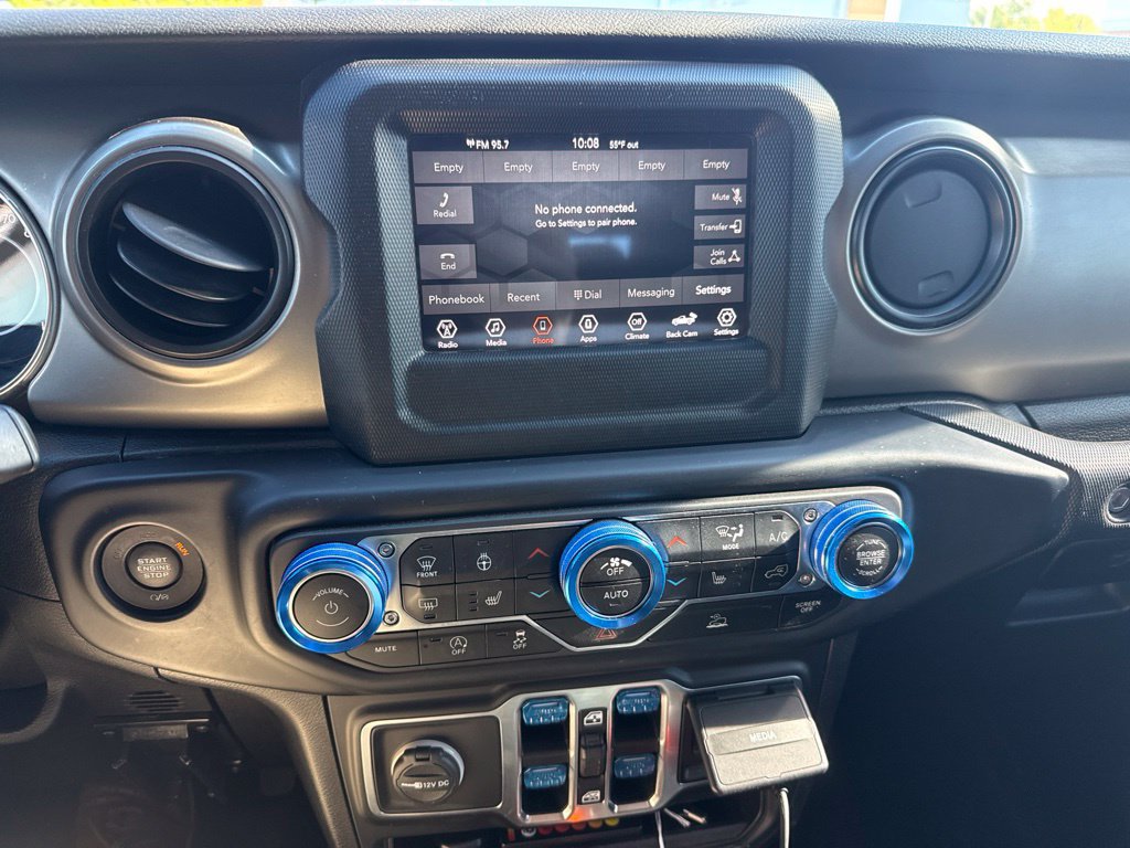 Used 2021 Jeep Gladiator Overland AWD/4WD image 14